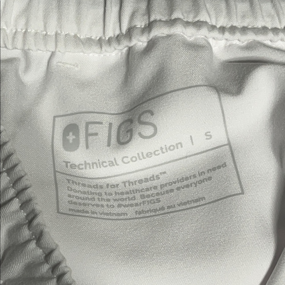 Figs Men's Tansen Jogger Scrub Pants White Joggers NEW with tags - Picture 9 of 9